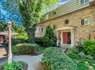 2220 E Murray Holladay Rd APT 329, Holladay, UT 84117