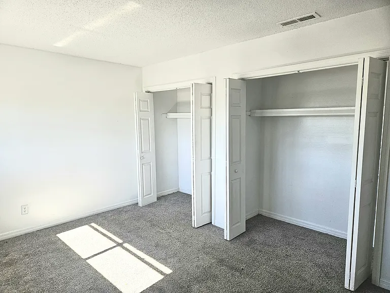 Sunbay Apartments — Photo 13