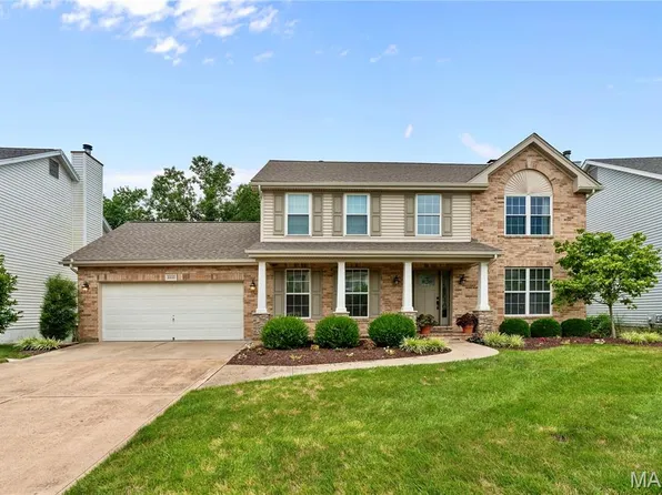 2535 Barrett Springs Dr, Ballwin, MO 63021