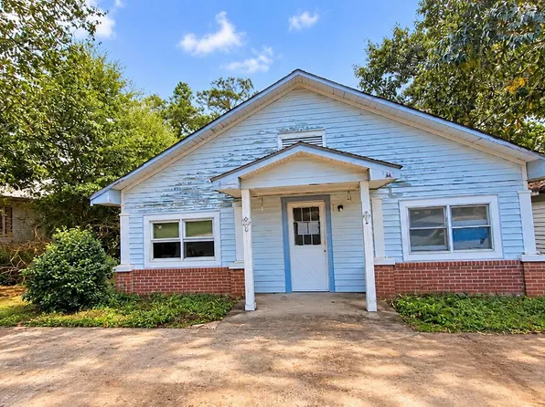 250 Davis Ave, Toccoa, GA 30577