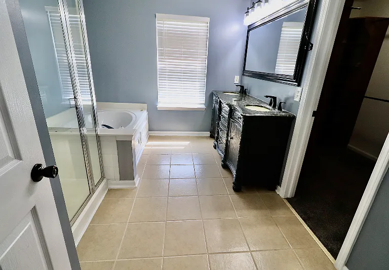 12115 Flagstone Dr — Photo 17