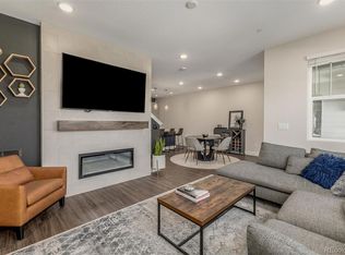 2563 W 69th Pl, Denver, CO 80221