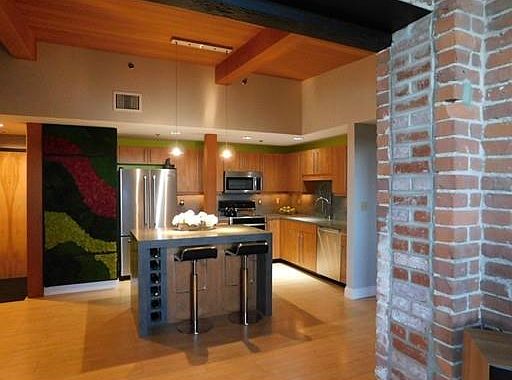 1st image of 147 Centre St #607