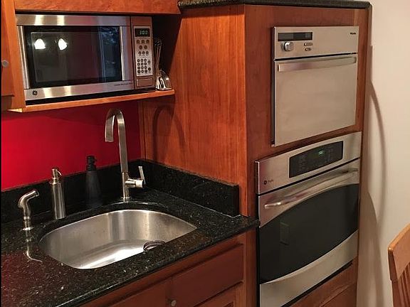 Steam and Convection Ovens