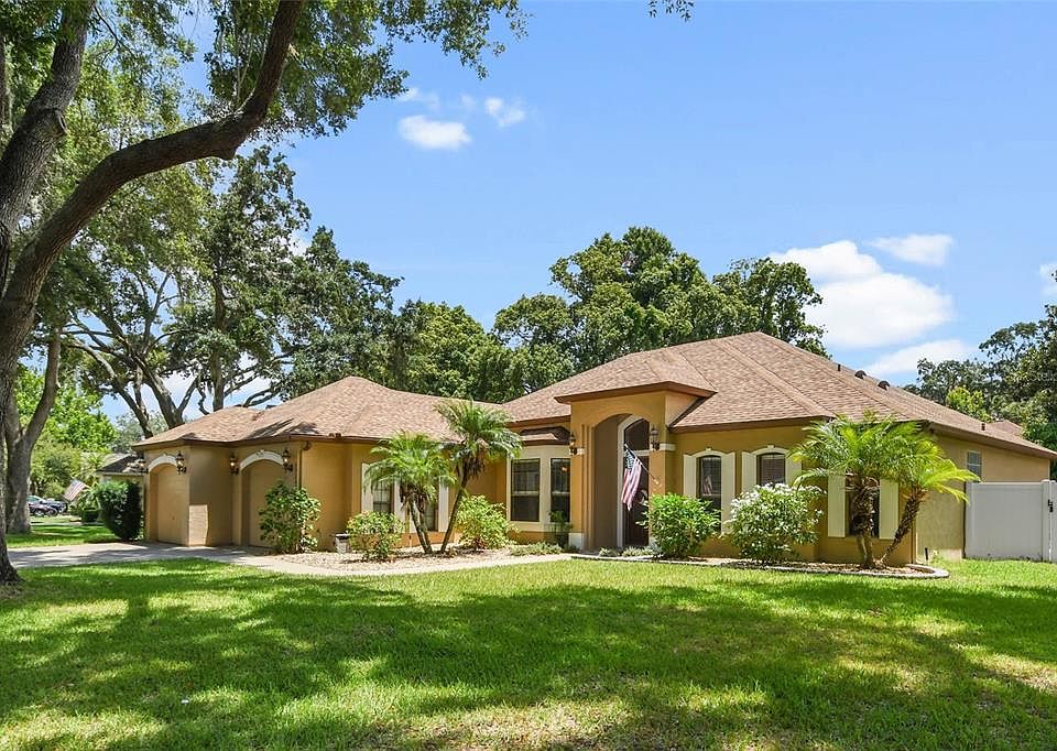 1st image of 19241 PARK PLACE BOULEVARD