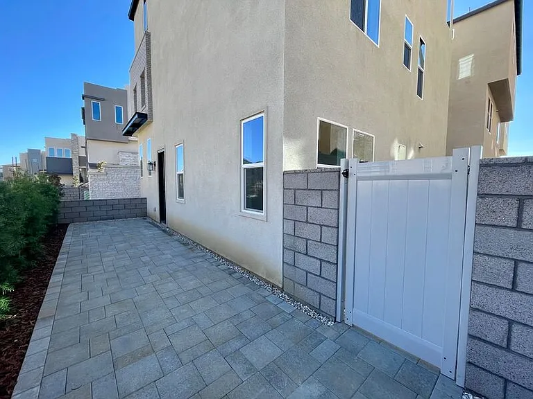 10538 Cara Cara Dr — Photo 5