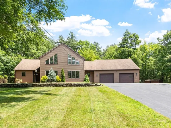 95 Willis Rd, Gardner, MA 01440