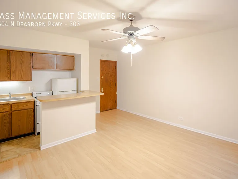 1504 N Dearborn Pkwy, Chicago, IL — Photo 16