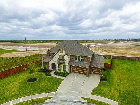 2nd image of 9103 Brownwood Bend Ct