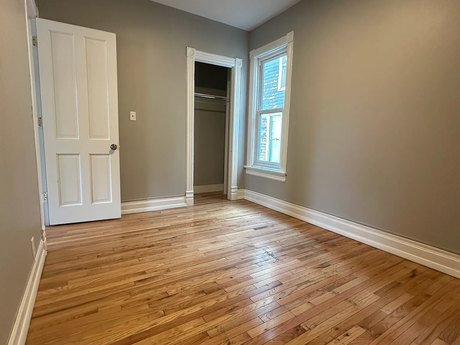 4 bed, 1680 sqft, $2,100 — Photo 3