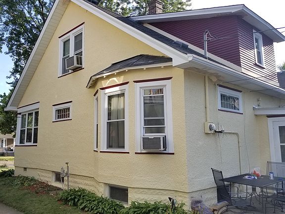 4th image of 1327 Minnehaha Ave W