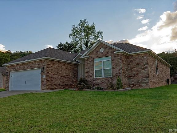 3rd image of 316 Promenade Cir