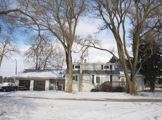 1634 Flajole Rd, Midland, MI 48642