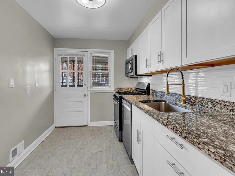 5520 Sagra Rd — Photo 12