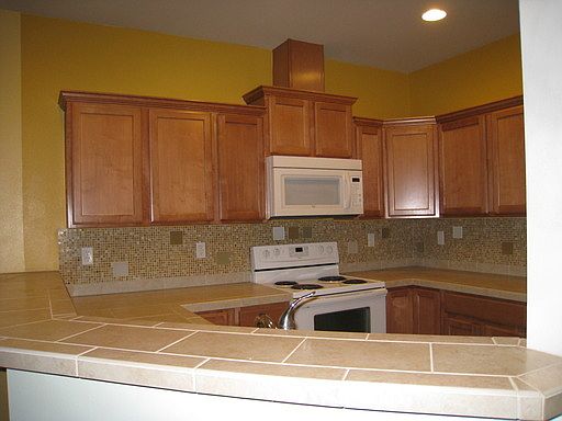 4th image of 1324 52nd St NE