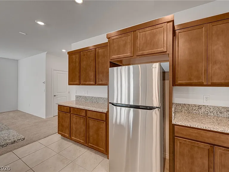 630 Great River Ave — Photo 22