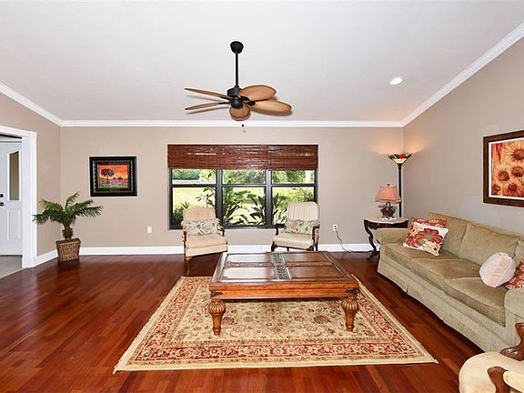 5th image of 7368 Palomino Ln