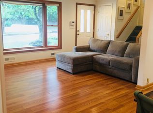 26 Wiltshire Dr, Commack, NY 11725