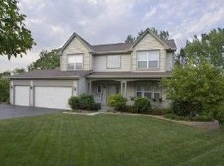 1210 Cortland Ter, Wauconda, IL