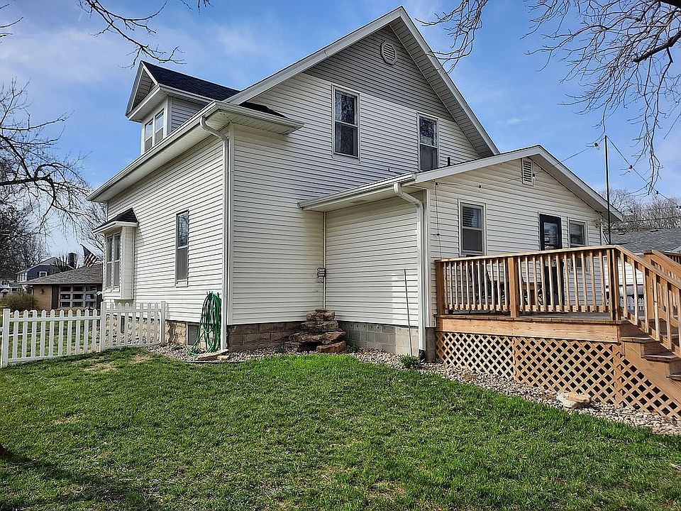 122 S 2nd St, Sabetha, KS 66534 Zillow