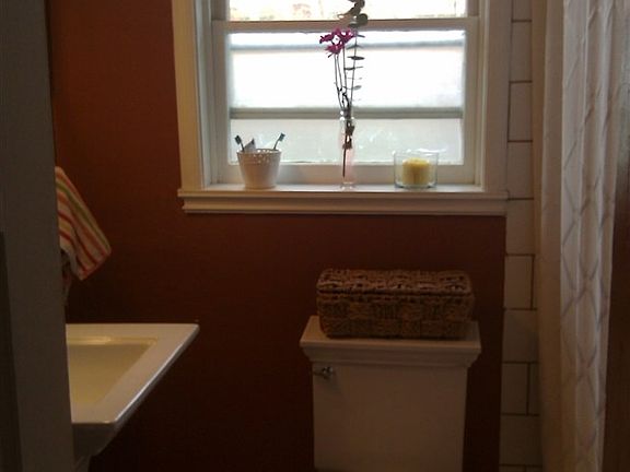 2nd image of 212 D Ave