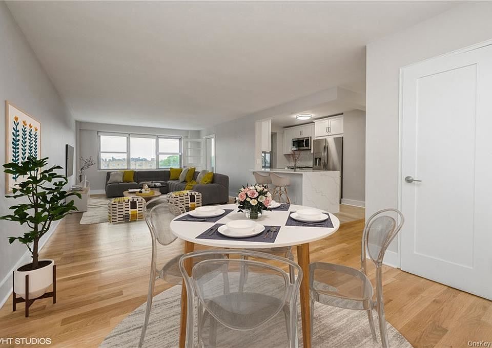 1st image of 2 Washington Sq APT 6H