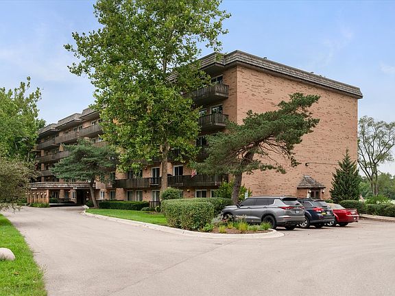 3rd image of 505 Redondo Dr APT 504