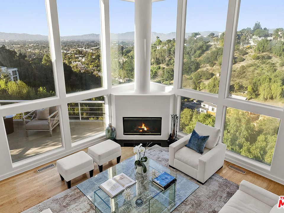 1st image of 3670 Avenida Del Sol