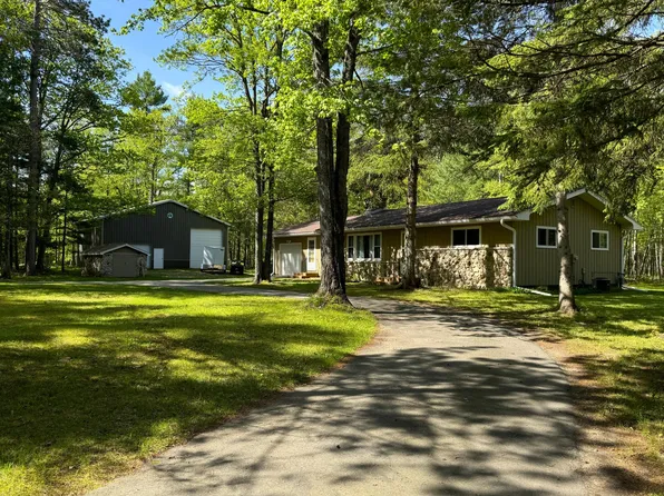 6385 Bernie Lou Dr, Hazelhurst, WI 54531