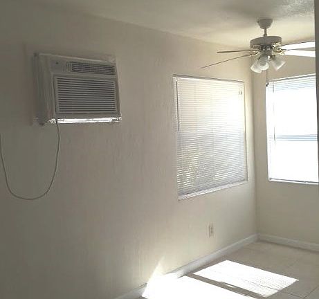 3rd image of 920 62nd Ave S APT A10