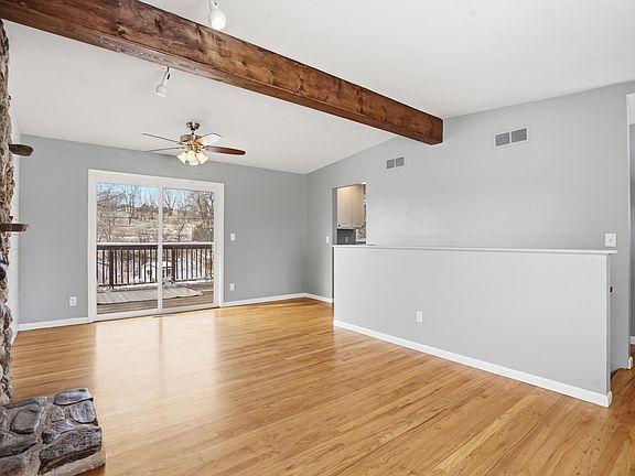 5th image of 3637 Reder St