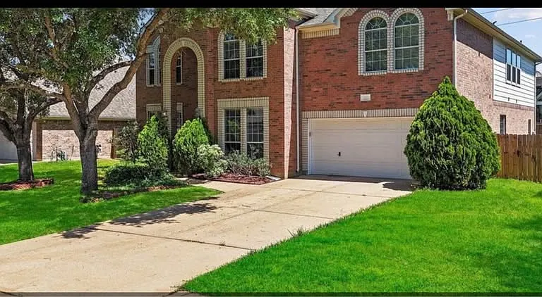3531 Shoreview Ln — Photo 2