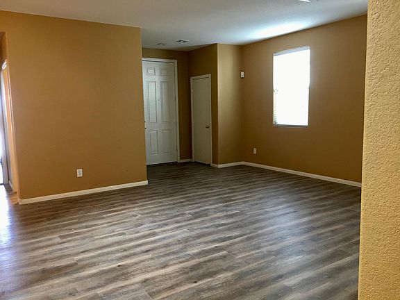 5th image of 9501 W Gilmore Ave