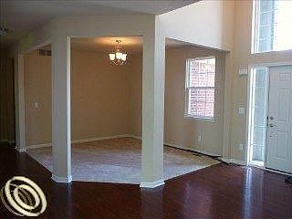 3rd image of 48975 Laguna Dr