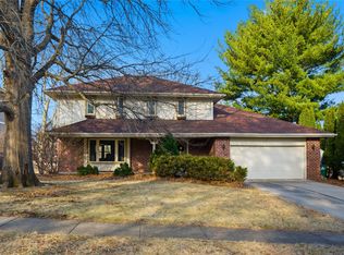 1016 45th St, West Des Moines, IA 50266