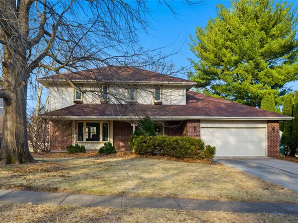 1016 45th St, West Des Moines, IA 50266