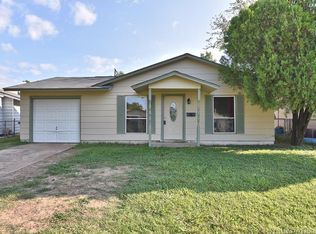 227 W Orleans Ave, Sapulpa, OK 74066
