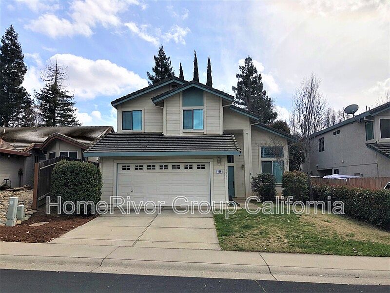 1st image of 126 Oxburough Dr