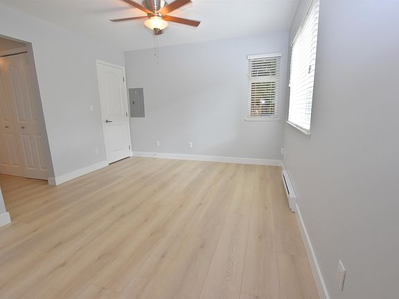 4th image of 15402 96a Ave