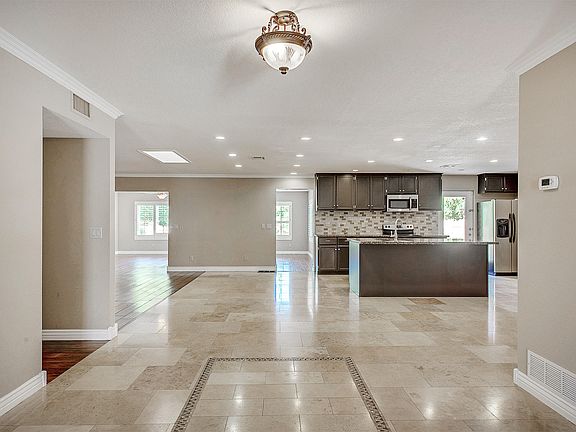 3rd image of 3703 E Kachina Dr