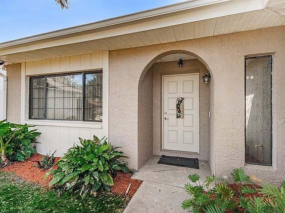 5th image of 10542 Oakhaven Dr