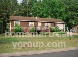 1484 Claredon Dr, Lawrenceville, GA 30043