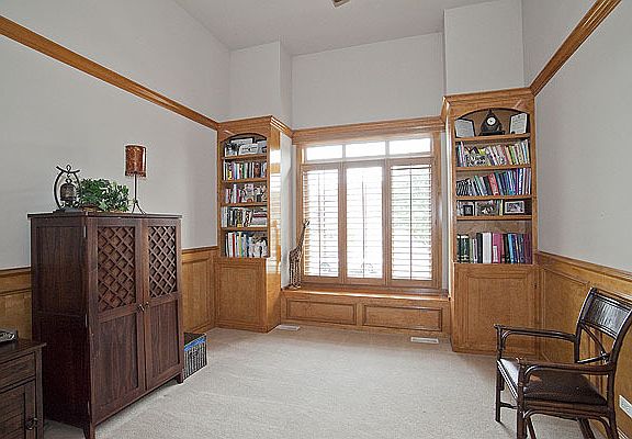 3rd image of 12833 Barrow Ln
