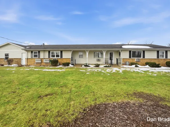 777 Andover St SE, Kentwood, MI 49548