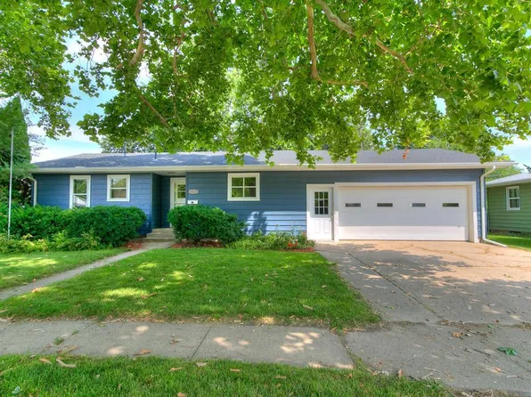 1022 Elm Ave, Story City, IA 50248
