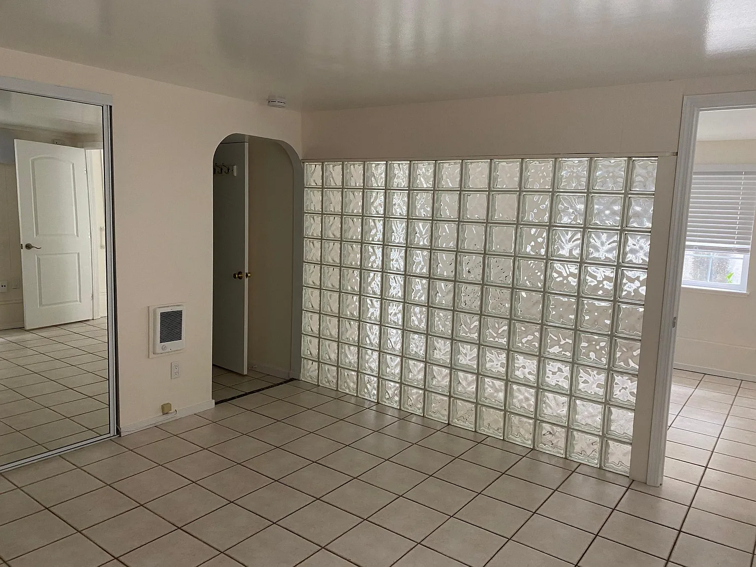 205 Alta Loma Ave — Photo 1