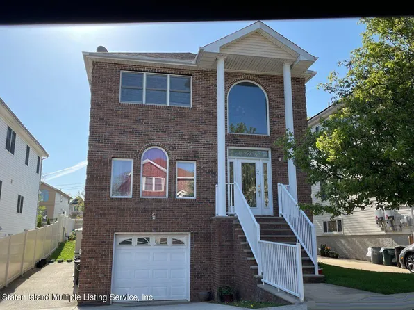 34 Opal Ln, Staten Island, NY 10309