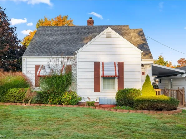 206 Mission Dr, Akron, OH 44301