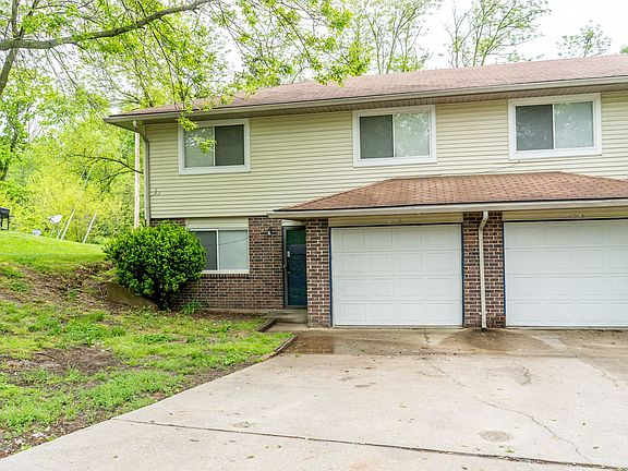 4th image of 4501-4503 W Millbrook Dr
