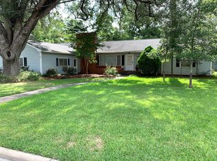 1703 Travis St, Columbus, TX 78934